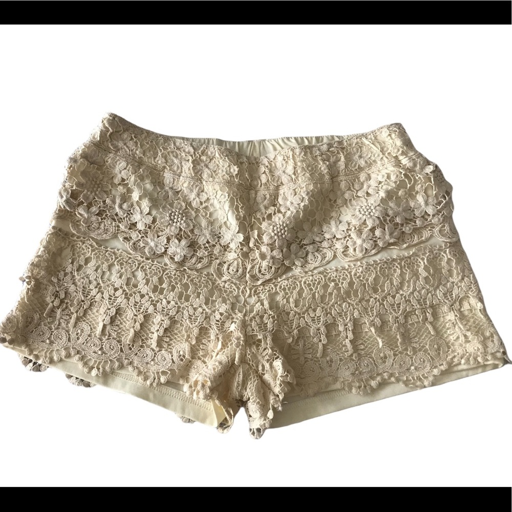 Lace shorts